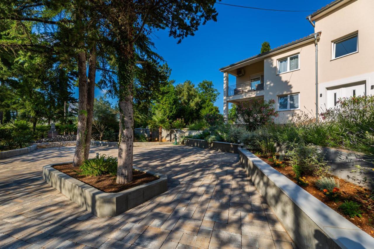 Apartment Nada 1 Malinska Exterior photo